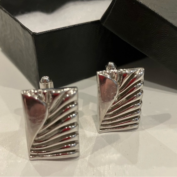 Source Unknown Other - Silver Rectangle Cufflinks